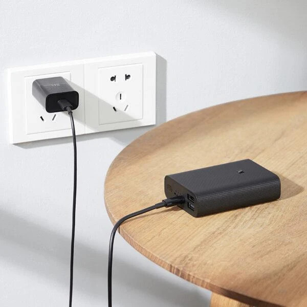پاوربانک شیائومی مدل Mi Power Bank 3 Ultra ظرفیت 10000 میلی آمپر ساعت