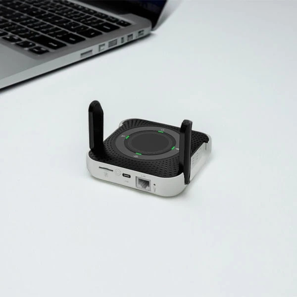 مودم LTE قابل حمل پرودو مدل PD-4GCPMF home and outdoor portable router